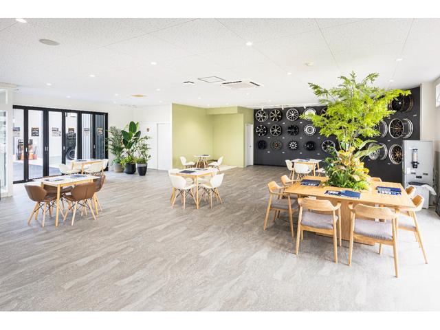 ＷＲＸ ＳＴＩ ＳＴＩ　６ＭＴ　アドバンスドセーフティーパッケージ　ＫＵＨＬエアロ　フロント／サイド／グリル／Ｂダクトカバー　　ＶＥＲＺ１９インチＫＣＶ０２　　楽ナビ　ＨＫＳハイパワーＳＰＥＣ－Ｌ２マフラー　ＢＬＩＴＺ車高調（66枚目）