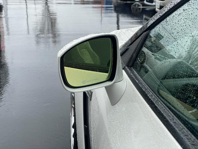 GT-R プレミアムエディション 4WD KUHLコンプリート KUHL35R-FAフロントバンパー/KR-35RRIIサイド/リヤディフューザーフィン付き/KUHL4テールマフラー/VERZ20インチKCV04アルミ/デジタルミラー(21枚目)