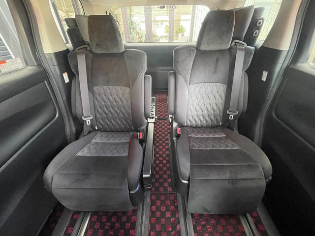 アルファード 2.5S KUHLコンプリート 30A-RSフロント/サイド/リア/ボンネット KUHLオリジナルホイールVERZ20インチKCV03 BLITZ車高調 ALPINEBIGX ALPINEフリップダウンモニター(27枚目)