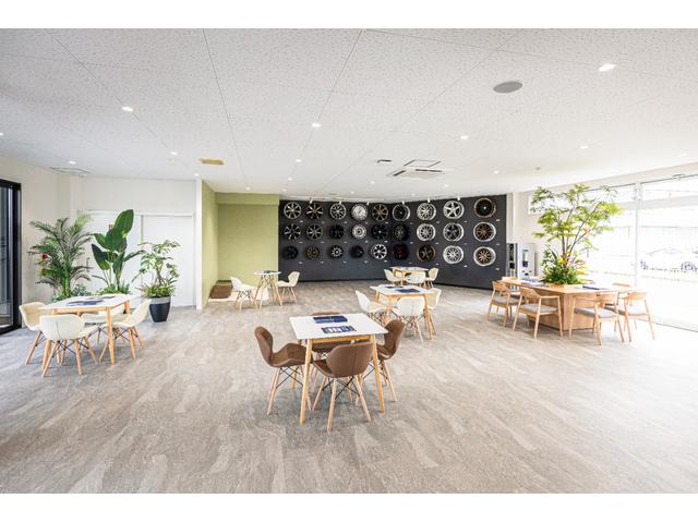 アルファード 2.5S KUHLコンプリート 30A-RSフロント/サイド/リア/ボンネット KUHLオリジナルホイールVERZ20インチKCV03 BLITZ車高調 ALPINEBIGX ALPINEフリップダウンモニター(64枚目)