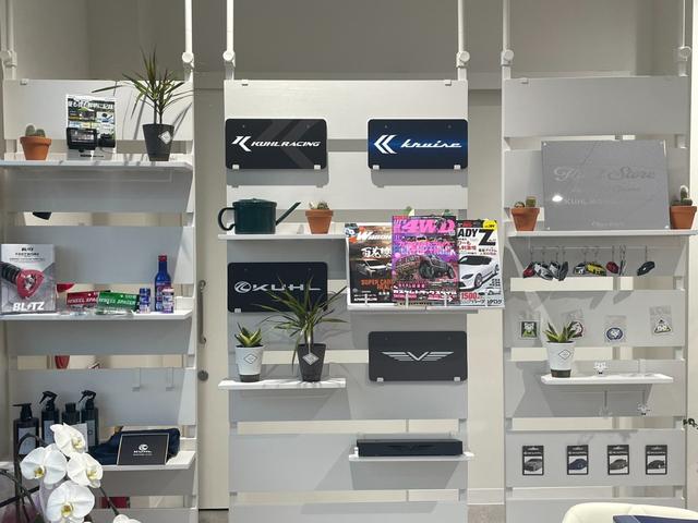 アルファード 2.5S KUHLコンプリート 30A-RSフロント/サイド/リア/ボンネット KUHLオリジナルホイールVERZ20インチKCV03 BLITZ車高調 ALPINEBIGX ALPINEフリップダウンモニター(69枚目)