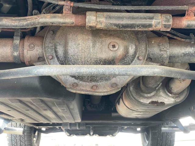 ハマーH2 ラグジュアリーパッケージ 4WD バックカメラ サンルーフ ナビ アルミホイール AT エアコン 運転席エアバッグ 助手席エアバッグ(35枚目)