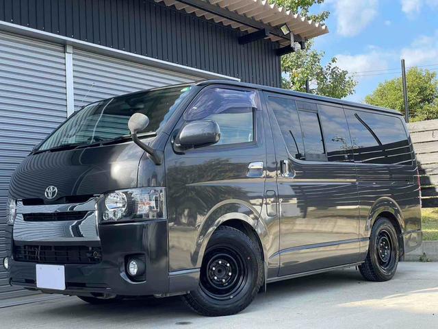 ハイエースバン ロングスーパーＧＬ　４型仕様　スーパーＧＬ　ローダウン　リアエアコン　ディーゼル　２ＷＤ　ナビ　バックカメラ　インナーブラック　ガンメタ　キーレス（2枚目）