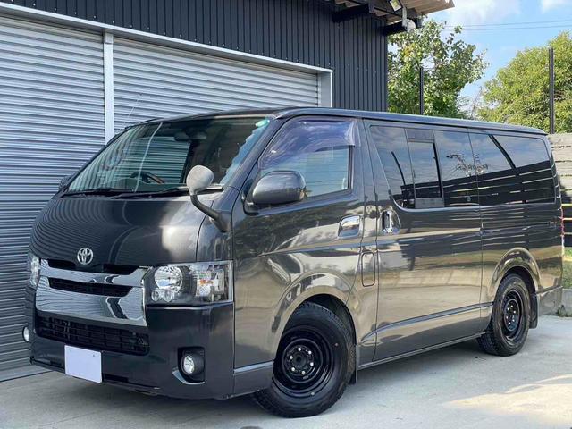 ハイエースバン ロングスーパーＧＬ　４型仕様　スーパーＧＬ　ローダウン　リアエアコン　ディーゼル　２ＷＤ　ナビ　バックカメラ　インナーブラック　ガンメタ　キーレス（3枚目）