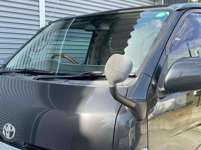 ハイエースバン ロングスーパーＧＬ　４型仕様　スーパーＧＬ　ローダウン　リアエアコン　ディーゼル　２ＷＤ　ナビ　バックカメラ　インナーブラック　ガンメタ　キーレス（11枚目）