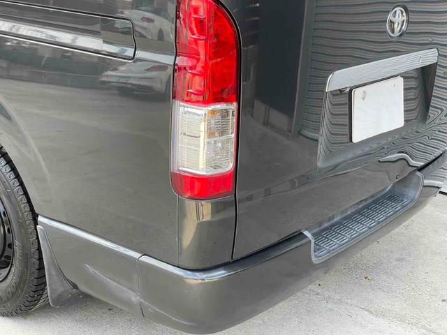 ハイエースバン ロングスーパーＧＬ　４型仕様　スーパーＧＬ　ローダウン　リアエアコン　ディーゼル　２ＷＤ　ナビ　バックカメラ　インナーブラック　ガンメタ　キーレス（18枚目）