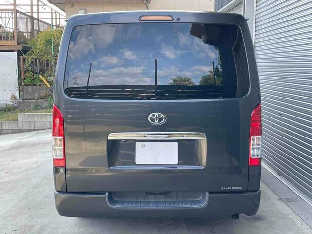 ハイエースバン ロングスーパーＧＬ　４型仕様　スーパーＧＬ　ローダウン　リアエアコン　ディーゼル　２ＷＤ　ナビ　バックカメラ　インナーブラック　ガンメタ　キーレス（21枚目）