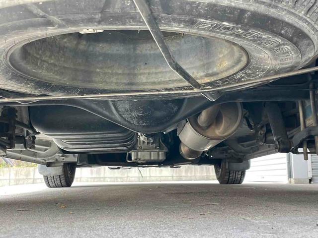 ハイエースバン ロングスーパーＧＬ　４型仕様　スーパーＧＬ　ローダウン　リアエアコン　ディーゼル　２ＷＤ　ナビ　バックカメラ　インナーブラック　ガンメタ　キーレス（26枚目）