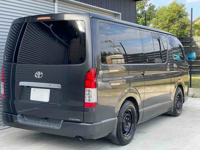 ハイエースバン ロングスーパーＧＬ　４型仕様　スーパーＧＬ　ローダウン　リアエアコン　ディーゼル　２ＷＤ　ナビ　バックカメラ　インナーブラック　ガンメタ　キーレス（33枚目）