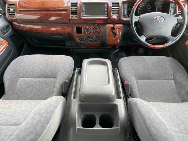 ハイエースバン ロングスーパーＧＬ　４型仕様　スーパーＧＬ　ローダウン　リアエアコン　ディーゼル　２ＷＤ　ナビ　バックカメラ　インナーブラック　ガンメタ　キーレス（42枚目）