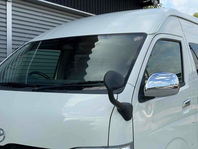 ハイエースコミューター 普通免許 ディーゼル 4WD GLインテリア 天井エアコン 電動格納ミラー ナビ バックカメラ シートカバー(12枚目)