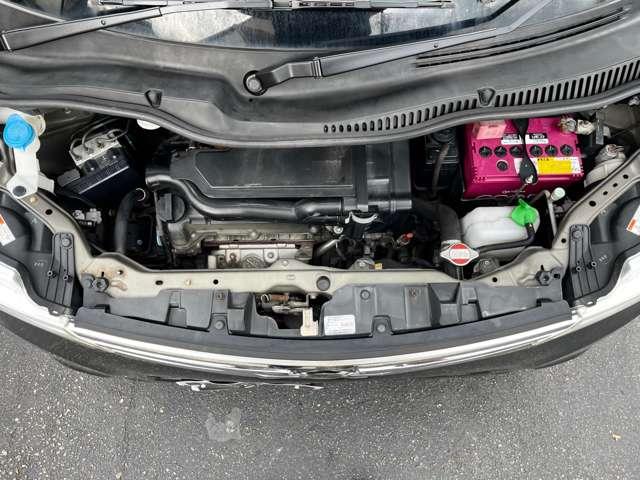 ルークス ハイウェイスター　アイドリングストップ　両側スライド・片側電動　ナビ　ＴＶ　ＨＩＤ　スマートキー　アイドリングストップ　ベンチシート　ＣＶＴ　盗難防止システム　ＡＢＳ　アルミホイール　衝突安全ボディ　エアコン　パワーステアリング（21枚目）