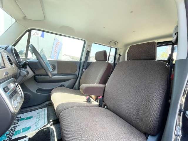 アルトラパン Ｘ　ナビ　ＴＶ　スマートキー　電動格納ミラー　ベンチシート　ＣＶＴ　盗難防止システム　ＡＢＳ　アルミホイール　衝突安全ボディ　エアコン　パワーステアリング　パワーウィンドウ（11枚目）