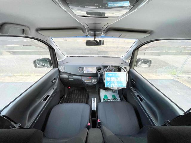 タントエグゼ カスタムＧ　ＥＴＣ　ナビ　ＴＶ　ＨＩＤ　スマートキー　ＣＶＴ　盗難防止システム　ＡＢＳ　アルミホイール　衝突安全ボディ　エアコン　パワーステアリング（2枚目）