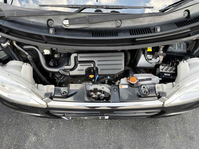 タントエグゼ カスタムＧ　ＥＴＣ　ナビ　ＴＶ　ＨＩＤ　スマートキー　ＣＶＴ　盗難防止システム　ＡＢＳ　アルミホイール　衝突安全ボディ　エアコン　パワーステアリング（20枚目）