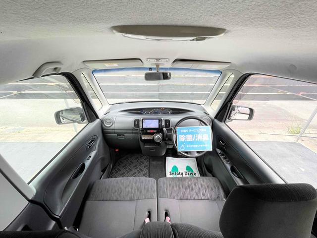 タント カスタムＬ　ＥＴＣ　バックカメラ　ナビ　ＴＶ　ＨＩＤ　アイドリングストップ　ＣＶＴ　盗難防止システム　ＡＢＳ　ＣＤ　ＤＶＤ再生　Ｂｌｕｅｔｏｏｔｈ　アルミホイール　衝突安全ボディ　エアコン　パワーステアリング（2枚目）