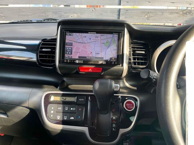 N-BOXカスタム G・Lパッケージ ETC 両側スライド・片側電動 ナビ TV HID スマートキー アイドリングストップ ベンチシート CVT 盗難防止システム ABS ESC CD USB ミュージックプレイヤー接続可(5枚目)