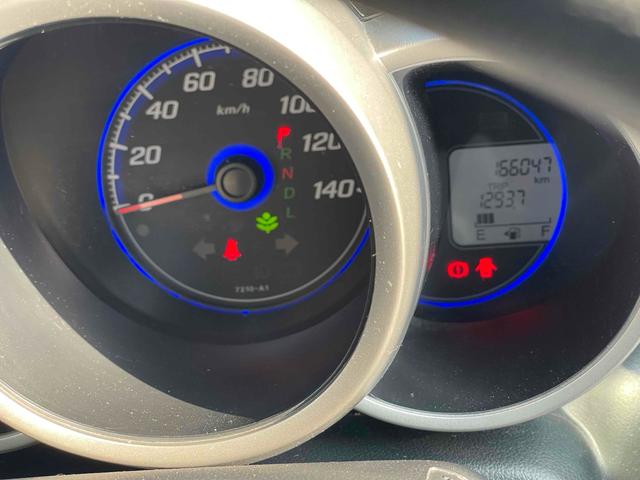 N-BOXカスタム G・Lパッケージ ETC 両側スライド・片側電動 ナビ TV HID スマートキー アイドリングストップ ベンチシート CVT 盗難防止システム ABS ESC CD USB ミュージックプレイヤー接続可(30枚目)