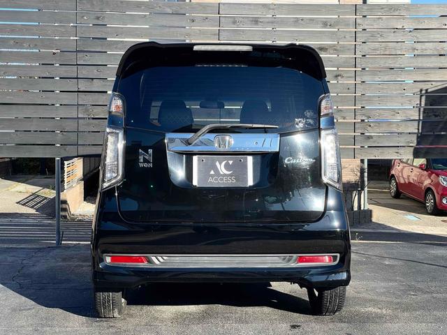Ｎ－ＷＧＮカスタム Ｇ　ナビ　ＴＶ　衝突被害軽減システム　ＨＩＤ　スマートキー　アイドリングストップ　ベンチシート　ＣＶＴ　盗難防止システム　ＡＢＳ　ＥＳＣ　アルミホイール　衝突安全ボディ　エアコン　パワーステアリング（15枚目）