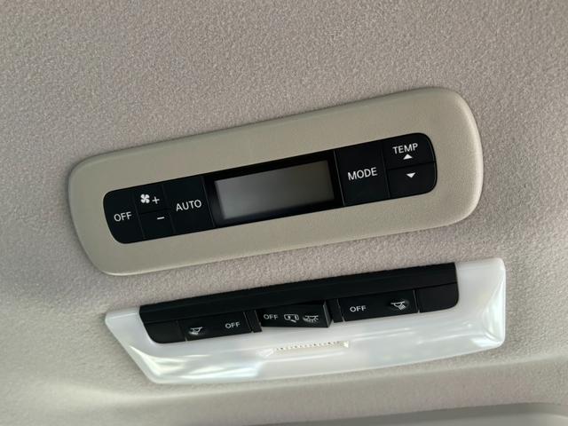 セレナ e-パワー ハイウェイスターV 純正9インチナビ フリップダウンモニター 全周囲カメラ 両側電動パワースライド プロパイロット ドライブレコーダー ETC インテリキー LEDヘッド 衝突軽減(12枚目)