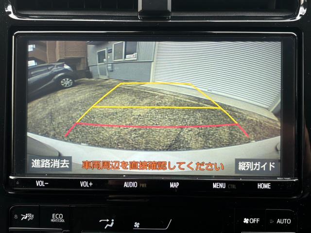 プリウス Ｓセーフティプラス　純正９インチナビ　バックカメラ　ＥＴＣ　インテリキー　Ｂｌｕｅｔｏｏｔｈ　衝突軽減　レーダークルーズ　プッシュスタート（5枚目）