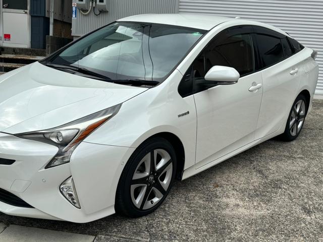 プリウス Ｓセーフティプラス　純正９インチナビ　バックカメラ　ＥＴＣ　インテリキー　Ｂｌｕｅｔｏｏｔｈ　衝突軽減　レーダークルーズ　プッシュスタート（24枚目）