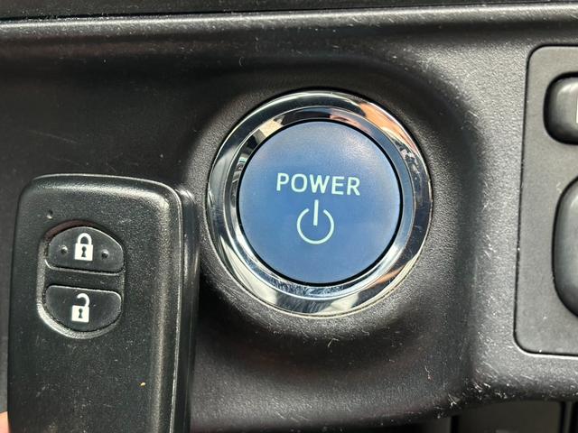 アクア S 純正ナビ バックカメラ ETC プッシュスタート インテリキー オートマチックライト 社外15インチAW 禁煙車 ステアリングリモコン ワンセグ EVモード ECOモード(5枚目)