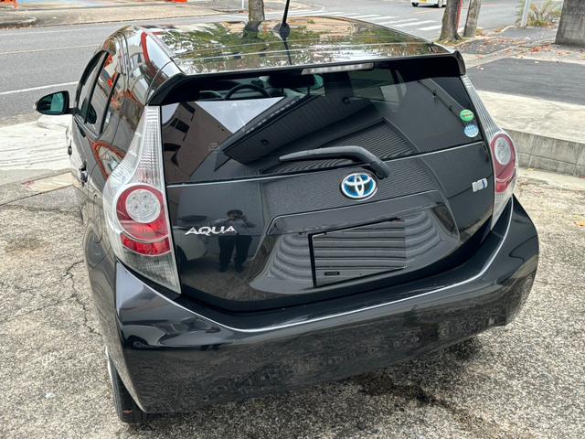 アクア S 純正ナビ バックカメラ ETC プッシュスタート インテリキー オートマチックライト 社外15インチAW 禁煙車 ステアリングリモコン ワンセグ EVモード ECOモード(31枚目)