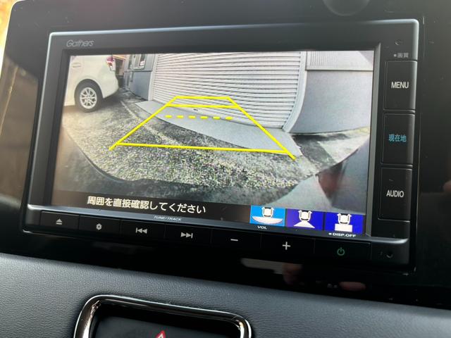ヴェゼル ｅ：ＨＥＶ　Ｘ　純正ＳＤナビ　バックカメラ　ＥＴＣ　ドライブレコーダー　衝突軽減　Ｂｌｕｅｔｏｏｔｈ接続　プッシュスタート　インテリキー　レーダークルーズ　ＬＥＤヘッド　オートマチックライト（6枚目）