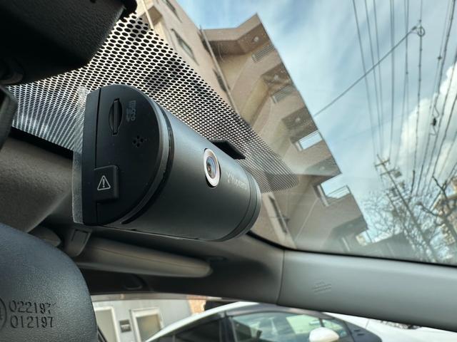 プリウスアルファ Ｓ　後期　禁煙車　アルパインＢＩＧＸナビ　フルセグ　ドライブレコーダー　Ｂｌｕｅｔｏｏｔｈ接続可能　バックカメラ　ＥＴＣ　スマートキー　１６インチアルミ（11枚目）