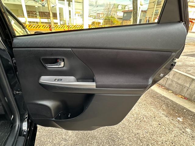 プリウスアルファ Ｓ　後期　禁煙車　アルパインＢＩＧＸナビ　フルセグ　ドライブレコーダー　Ｂｌｕｅｔｏｏｔｈ接続可能　バックカメラ　ＥＴＣ　スマートキー　１６インチアルミ（18枚目）