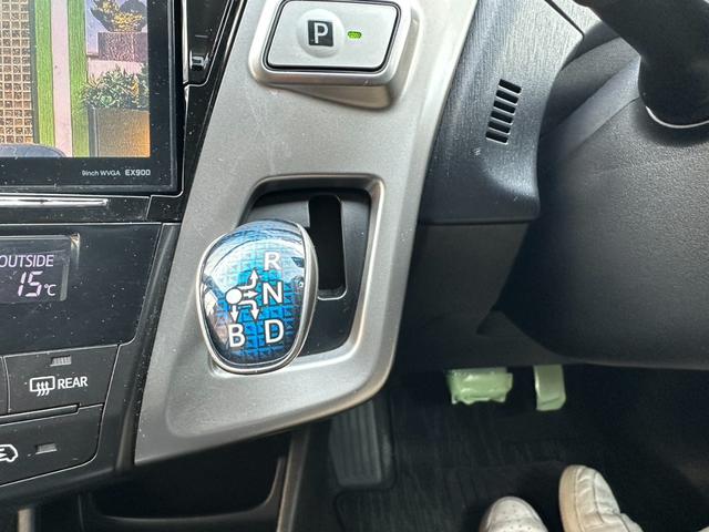 プリウスアルファ Ｓ　後期　禁煙車　アルパインＢＩＧＸナビ　フルセグ　ドライブレコーダー　Ｂｌｕｅｔｏｏｔｈ接続可能　バックカメラ　ＥＴＣ　スマートキー　１６インチアルミ（30枚目）