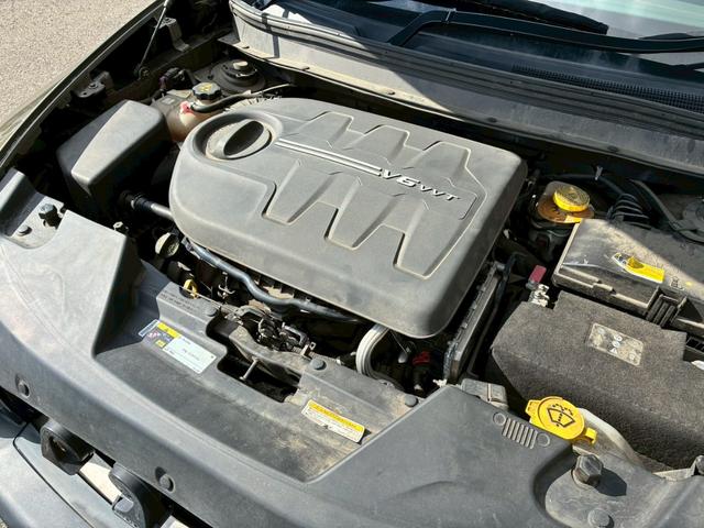 ジープ・チェロキー ウォーリアー　純正ナビ　バックカメラ　アダプティブクルーズコントロール　革シート　シートヒーター　パワーシート　パワーバックドア　ブラインドスポットモニター　Ｂｌｕｅｔｏｏｔｈ　アドバンスドブレーキアシスト（14枚目）