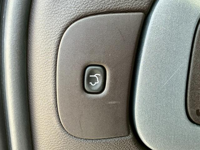 ジープ・チェロキー ウォーリアー　純正ナビ　バックカメラ　アダプティブクルーズコントロール　革シート　シートヒーター　パワーシート　パワーバックドア　ブラインドスポットモニター　Ｂｌｕｅｔｏｏｔｈ　アドバンスドブレーキアシスト（44枚目）