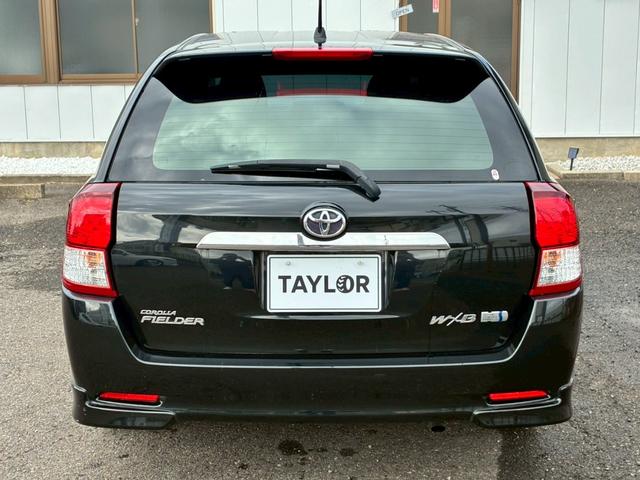 TOYOTA COROLLA FIELDER HYBRID G AEROTOURER WxB