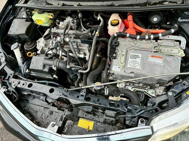 TOYOTA COROLLA FIELDER HYBRID G AEROTOURER WxB