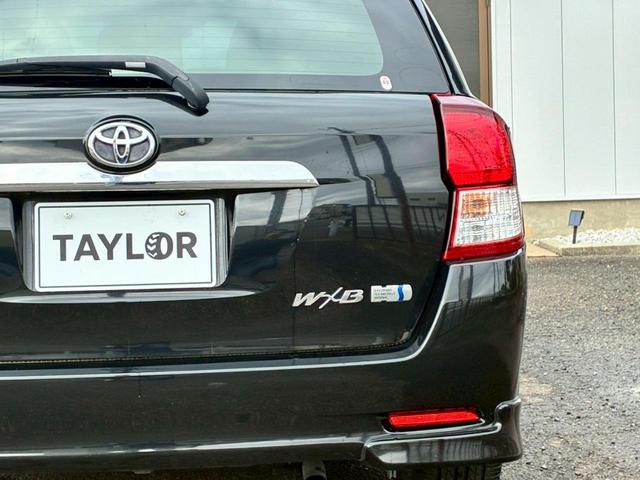 TOYOTA COROLLA FIELDER HYBRID G AEROTOURER WxB