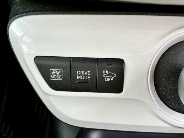 プリウス S ユーザー様買取 純正ナビ バックモニター ETC トヨタセーフティセンス LEDヘッドライト フォグランプ(19枚目)