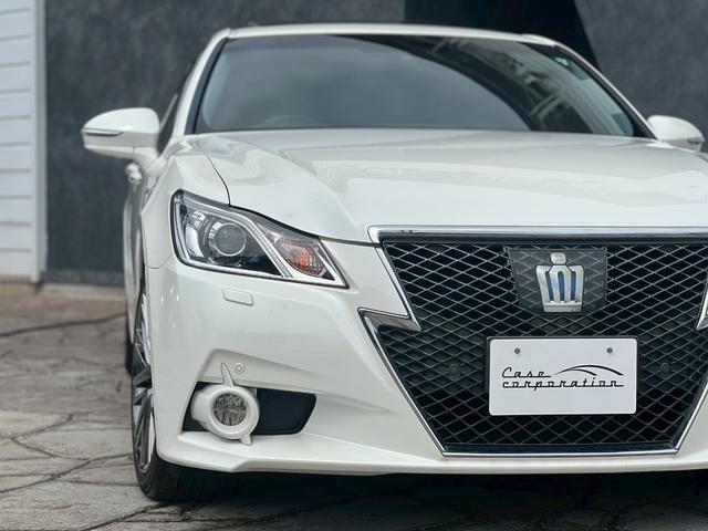 クラウンハイブリッド アスリートＧ　サンルーフ　メーカーオプション１８インチアルミ　純正ナビ　ＴＶ　バックモニター　ブラックレザーシート　プリクラッシュセーフティ　ＥＴＣ　プッシュボタンスタート　電動リアシェード　パワーシート電格ミラー（15枚目）