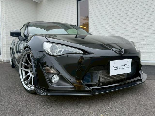 ８６ ＧＴ　エアロ　レカロシート　ＷＯＲＫＥ　ＭＯＴＩＯＮ１９インチＡＷ　ＢＬＩＴＺ車高調／３連メーター　ＭＯＭＯステアリング　社外ナビ　バックカメラ　ボンネットダンパー　ＶＡＬＥＮＴＩテールランプ／バックフォグ（12枚目）