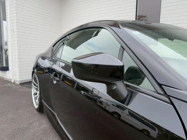 ８６ ＧＴ　エアロ　レカロシート　ＷＯＲＫＥ　ＭＯＴＩＯＮ１９インチＡＷ　ＢＬＩＴＺ車高調／３連メーター　ＭＯＭＯステアリング　社外ナビ　バックカメラ　ボンネットダンパー　ＶＡＬＥＮＴＩテールランプ／バックフォグ（20枚目）