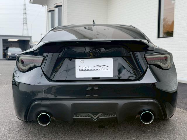 ８６ ＧＴ　エアロ　レカロシート　ＷＯＲＫＥ　ＭＯＴＩＯＮ１９インチＡＷ　ＢＬＩＴＺ車高調／３連メーター　ＭＯＭＯステアリング　社外ナビ　バックカメラ　ボンネットダンパー　ＶＡＬＥＮＴＩテールランプ／バックフォグ（37枚目）