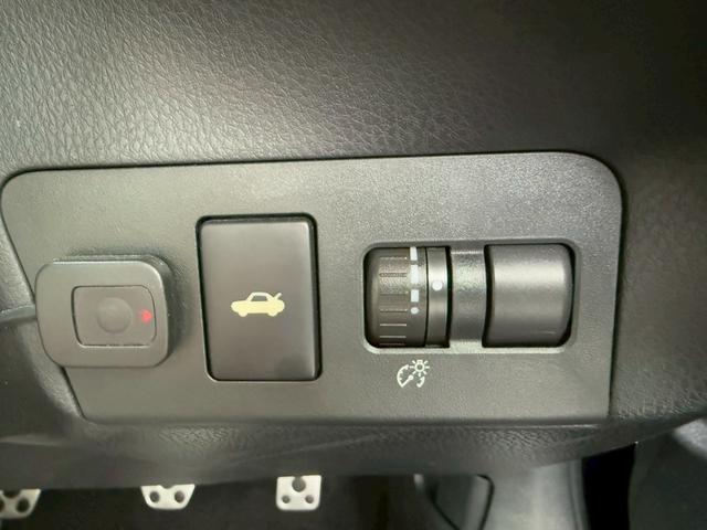 ８６ ＧＴ　エアロ　レカロシート　ＷＯＲＫＥ　ＭＯＴＩＯＮ１９インチＡＷ　ＢＬＩＴＺ車高調／３連メーター　ＭＯＭＯステアリング　社外ナビ　バックカメラ　ボンネットダンパー　ＶＡＬＥＮＴＩテールランプ／バックフォグ（43枚目）
