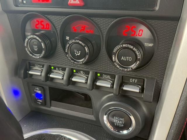 ８６ ＧＴ　エアロ　レカロシート　ＷＯＲＫＥ　ＭＯＴＩＯＮ１９インチＡＷ　ＢＬＩＴＺ車高調／３連メーター　ＭＯＭＯステアリング　社外ナビ　バックカメラ　ボンネットダンパー　ＶＡＬＥＮＴＩテールランプ／バックフォグ（50枚目）
