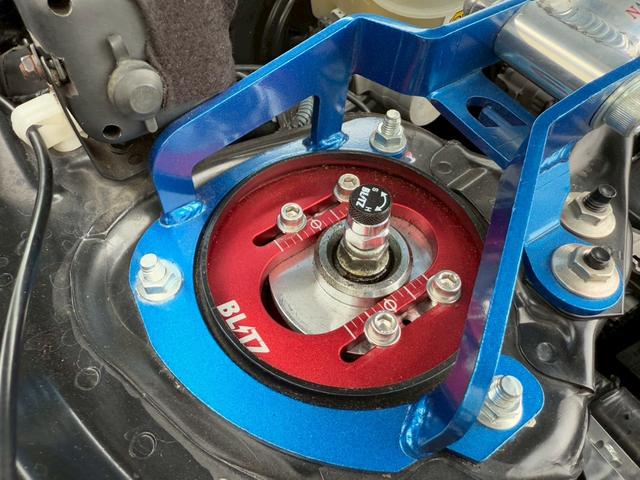 ８６ ＧＴ　エアロ　レカロシート　ＷＯＲＫＥ　ＭＯＴＩＯＮ１９インチＡＷ　ＢＬＩＴＺ車高調／３連メーター　ＭＯＭＯステアリング　社外ナビ　バックカメラ　ボンネットダンパー　ＶＡＬＥＮＴＩテールランプ／バックフォグ（77枚目）