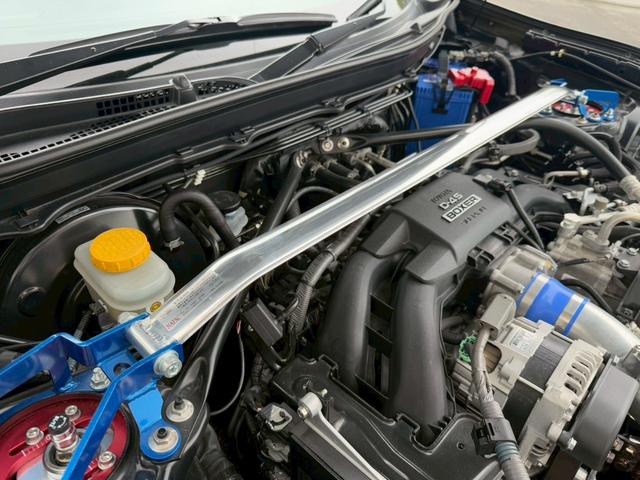 ８６ ＧＴ　エアロ　レカロシート　ＷＯＲＫＥ　ＭＯＴＩＯＮ１９インチＡＷ　ＢＬＩＴＺ車高調／３連メーター　ＭＯＭＯステアリング　社外ナビ　バックカメラ　ボンネットダンパー　ＶＡＬＥＮＴＩテールランプ／バックフォグ（78枚目）