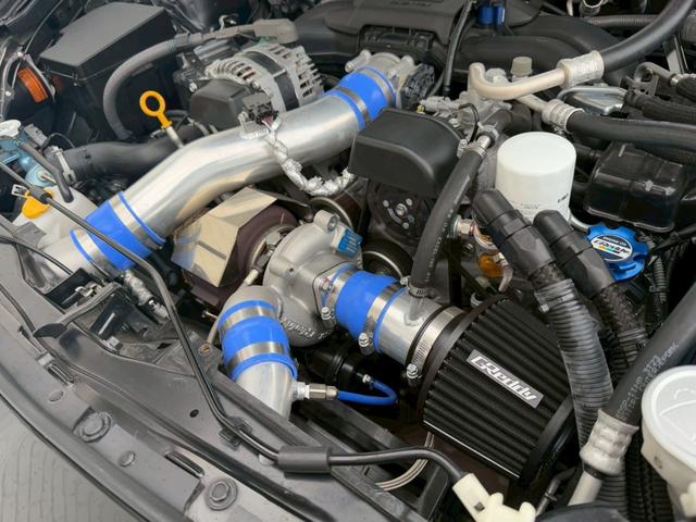 ８６ ＧＴ　エアロ　レカロシート　ＷＯＲＫＥ　ＭＯＴＩＯＮ１９インチＡＷ　ＢＬＩＴＺ車高調／３連メーター　ＭＯＭＯステアリング　社外ナビ　バックカメラ　ボンネットダンパー　ＶＡＬＥＮＴＩテールランプ／バックフォグ（80枚目）