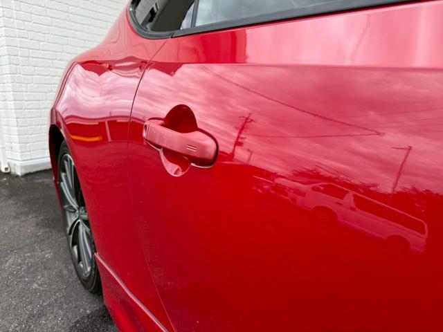 ８６ ＧＴ　モデリスタエアロ（Ｆ／Ｓ／Ｒ）　ＴＲＤハイレスポンススポーツマフラー　ＴＲＤマフラーガーニッシュ　ＴＲＤ車高調　純正１７インチＡＷ　純正ナビ　バックカメラ　フルセグＴＶ　ＥＴＣ　オートライト　ドラレコ（17枚目）