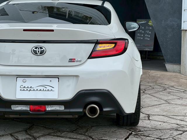 GR86 RZ 6速MT 純正18インチAW 黒革ウルトラスエードコンビシート シートヒーター クルーズコントロール スポーツアルミペダル LEDヘッドライト 純正ナビ フルセグTV スマートキー ハーフレザーシート(29枚目)