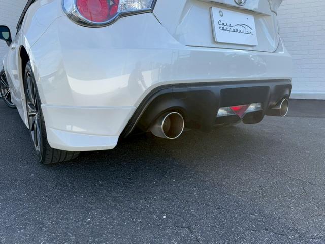 ８６ ＧＴ　モデリスタエアロ（Ｆ／Ｓ／Ｒ）　ブジツボ製マフラー　社外エアクリーナー　純正７インチナビ　フルセグＴＶ　ＥＴＣ　純正１７インチアルミホイール　オートライト　プッシュボタンスタート　スマートキー　ＬＥＤ（28枚目）